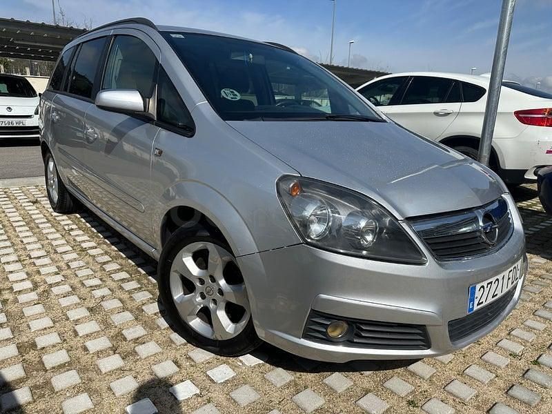Usado Opel Zafira Enjoy 150 CV (110 kW) 2006 Gris / plata Monovolumen
