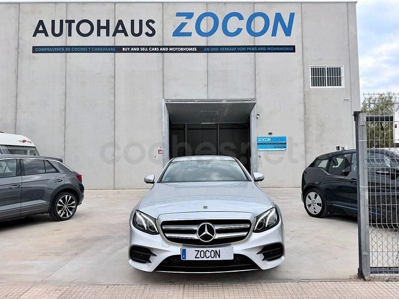 Usado Mercedes E220 194 CV (142 kW) 2019 Gris / plata Berlina