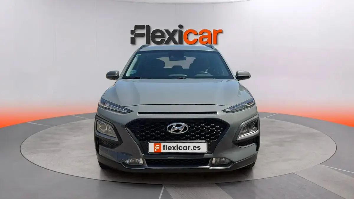 Usado Hyundai Kona 141 CV (103 kW) 2020 Gris SUV
