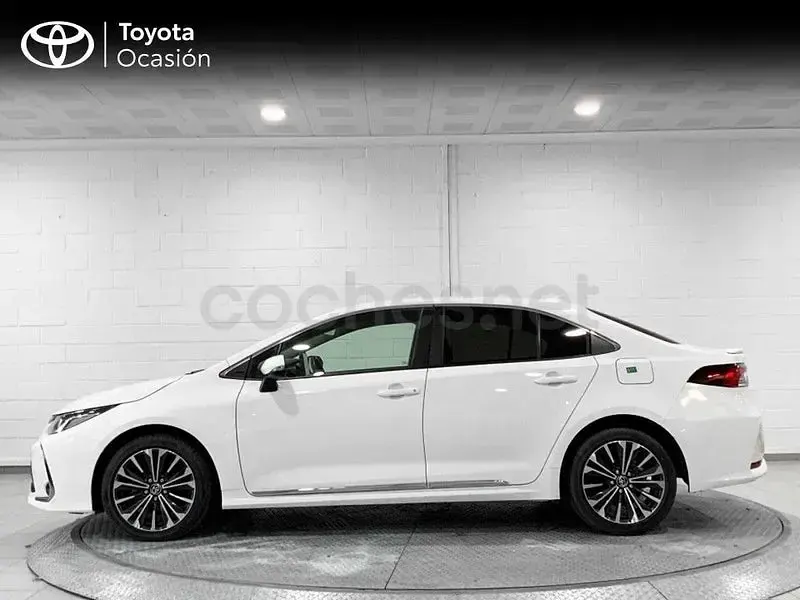 Usado Toyota Corolla Plus 140 CV (102 kW) 2025 Blanco Berlina