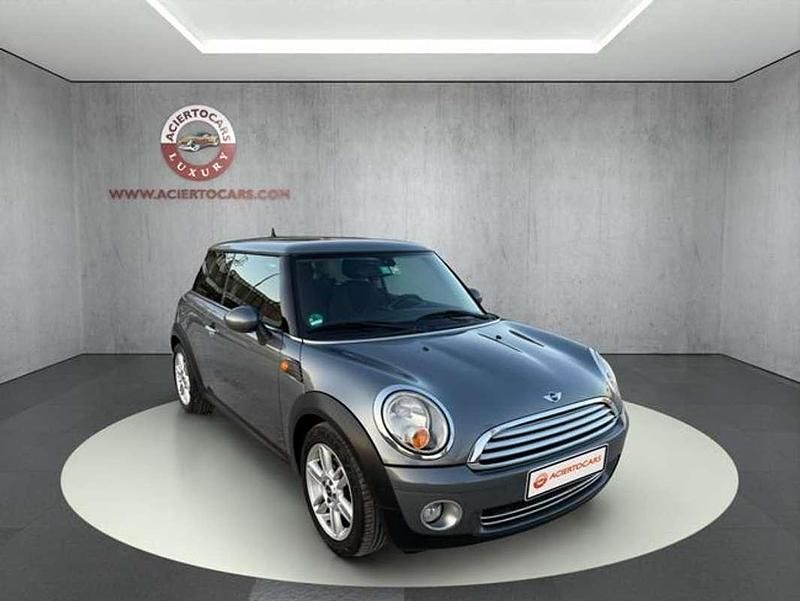 Usado Mini Cooper Brick Lane 122 CV (89 kW) 2010 Gris Utilitario