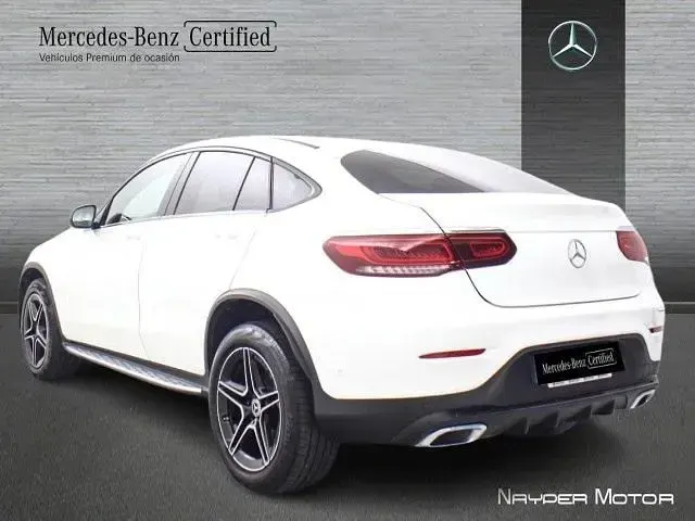 Usado Mercedes GLC300e 320 CV (235 kW) 2022 Blanco polar SUV