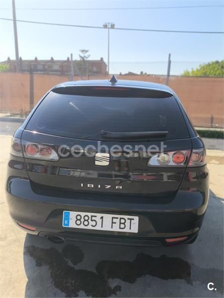 Usado Seat Ibiza Sport 100 CV (73 kW) 2006 Negro Berlina