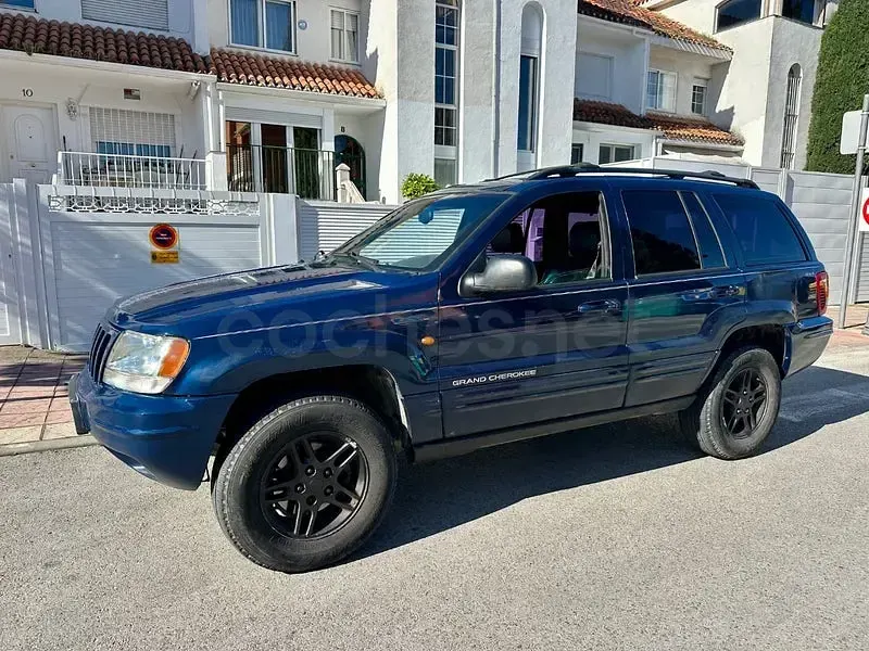 Usado Jeep Grand Cherokee Limited 140 HP (102 kW) 2000 Azul SUV