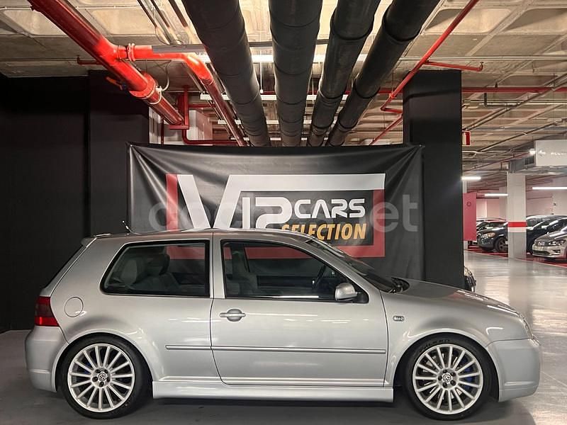 Usado VW Golf IV R 241 CV (177 kW) 2004 Gris / plata Berlina