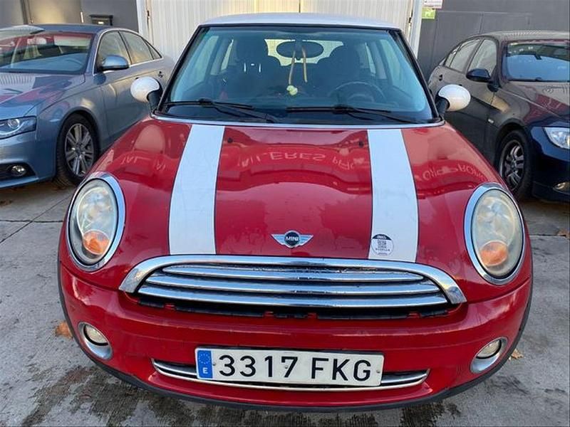 Usado Mini Cooper 120 CV (88 kW) 2006 Rojo Utilitario