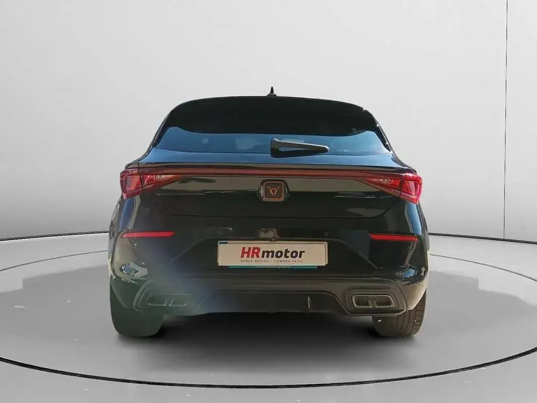Usado Cupra Leon 150 CV (110 kW) 2024 Negro Utilitario