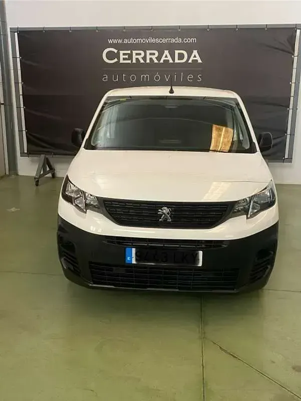 Usado Peugeot Partner 102 CV (75 kW) 2020 Blanco Monovolumen