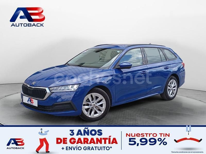 Azul Usado 2021 Skoda Octavia Ambition Familiar | 17.750 € (Precio justo) - Imagen 1/2