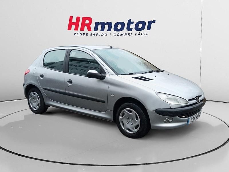 Usado Peugeot 206 70 CV (51 kW) 2000