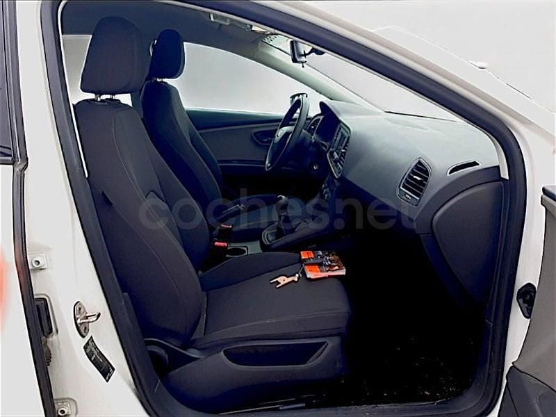 Usado Seat Leon Reference 115 CV (84 kW) 2019 Blanco Berlina
