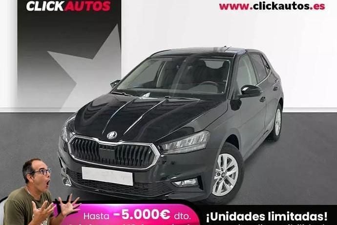 Blanco Usado 2025 Skoda Fabia Selection Utilitario | 15.250 € (Super precio) - Imagen 1/4