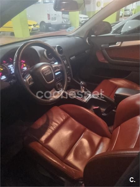 Negro Usado 2009 Audi A3 Sportback Ambition Berlina | 3200 € - Imagen 1/4