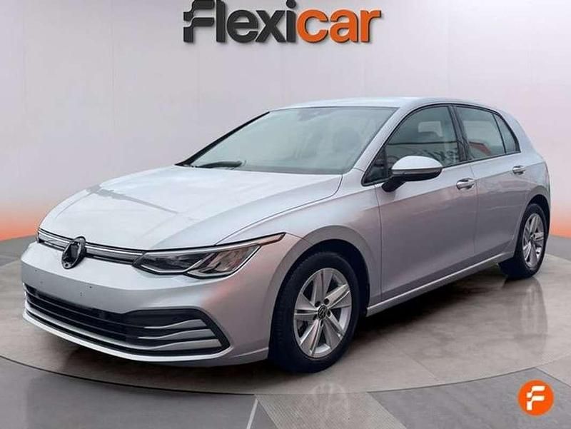 Usado VW Golf VIII 110 CV (80 kW) 2022 Gris Utilitario