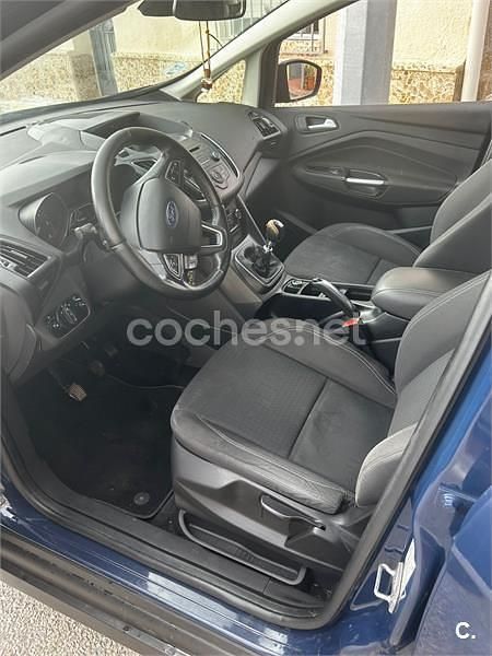 Usado Ford C-MAX Trend 120 CV (88 kW) 2016 Azul Monovolumen