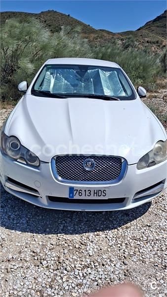 Usado Jaguar XF Sportbrake Luxury 240 CV (176 kW) 2012 Blanco Familiar
