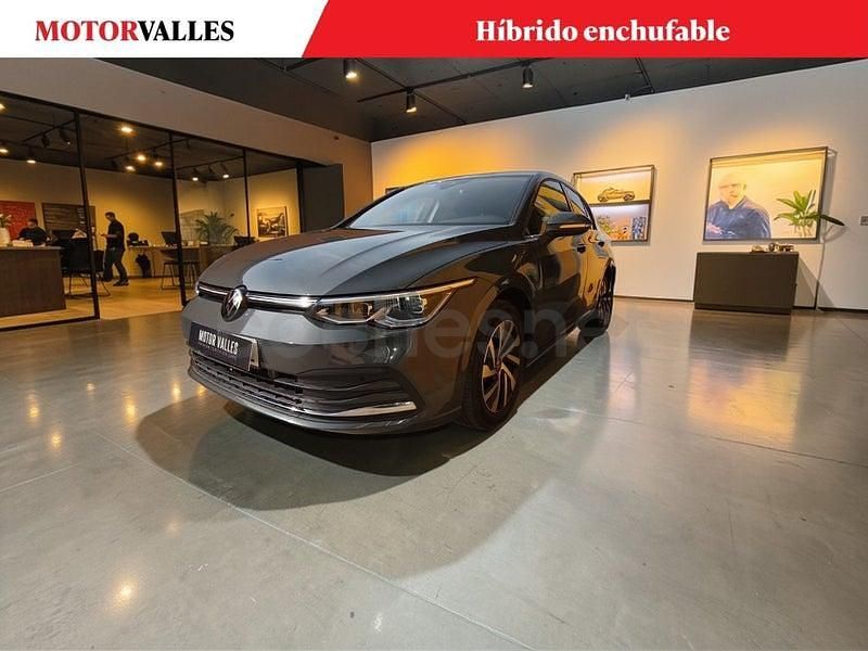 Usado VW Golf VIII 204 CV (150 kW) 2023 Gris / plata Berlina