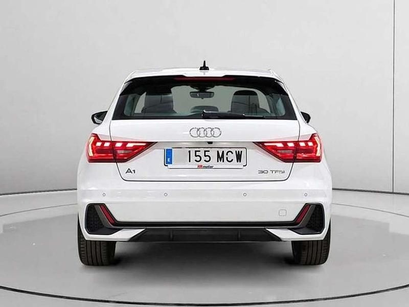 Usado Audi A1 110 CV (80 kW) 2022 Blanco SUV