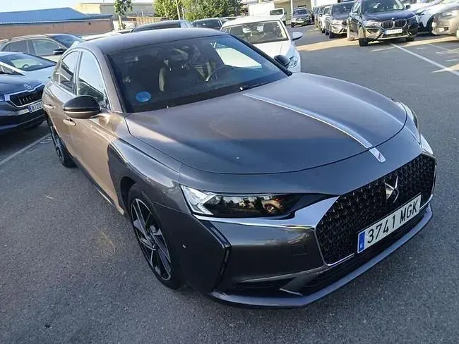 Usado DS Automobiles DS9 Rivoli Plus 250 CV (183 kW) 2023 Grisnegro Berlina