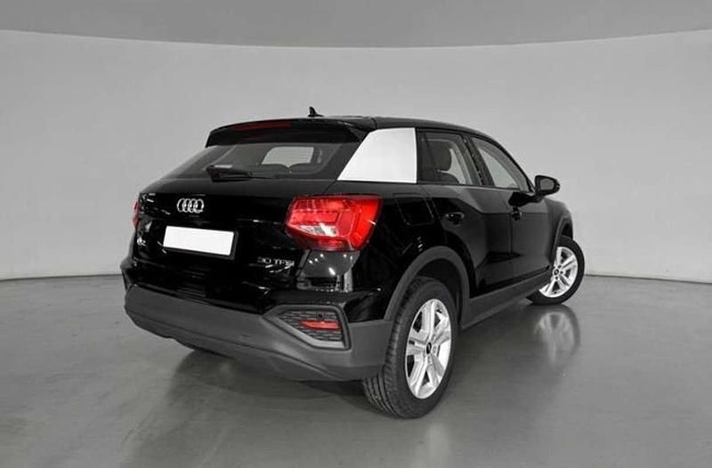 Usado Audi Q2 111 CV (81 kW) 2023 Negro SUV