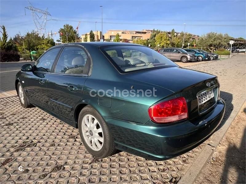 Usado Hyundai Sonata GLS 172 CV (126 kW) 2003 Verde Berlina