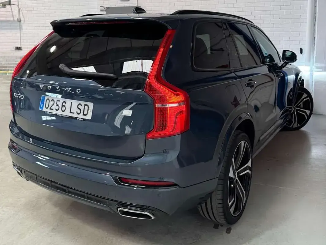 Usado Volvo XC90 R-Design 455 CV (334 kW) 2021 Azul SUV