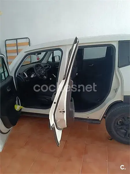 Usado Jeep Renegade 120 CV (88 kW) 2019 Blanco SUV