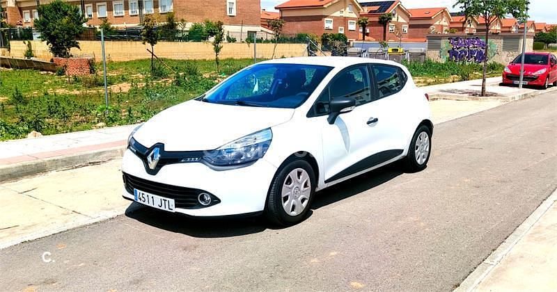 Usado Renault Clio IV Business 75 CV (55 kW) 2016 Blanco Berlina