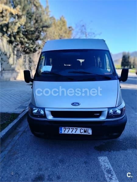 Usado Ford Transit 100 CV (73 kW) 2001 Gris / plata Familiar