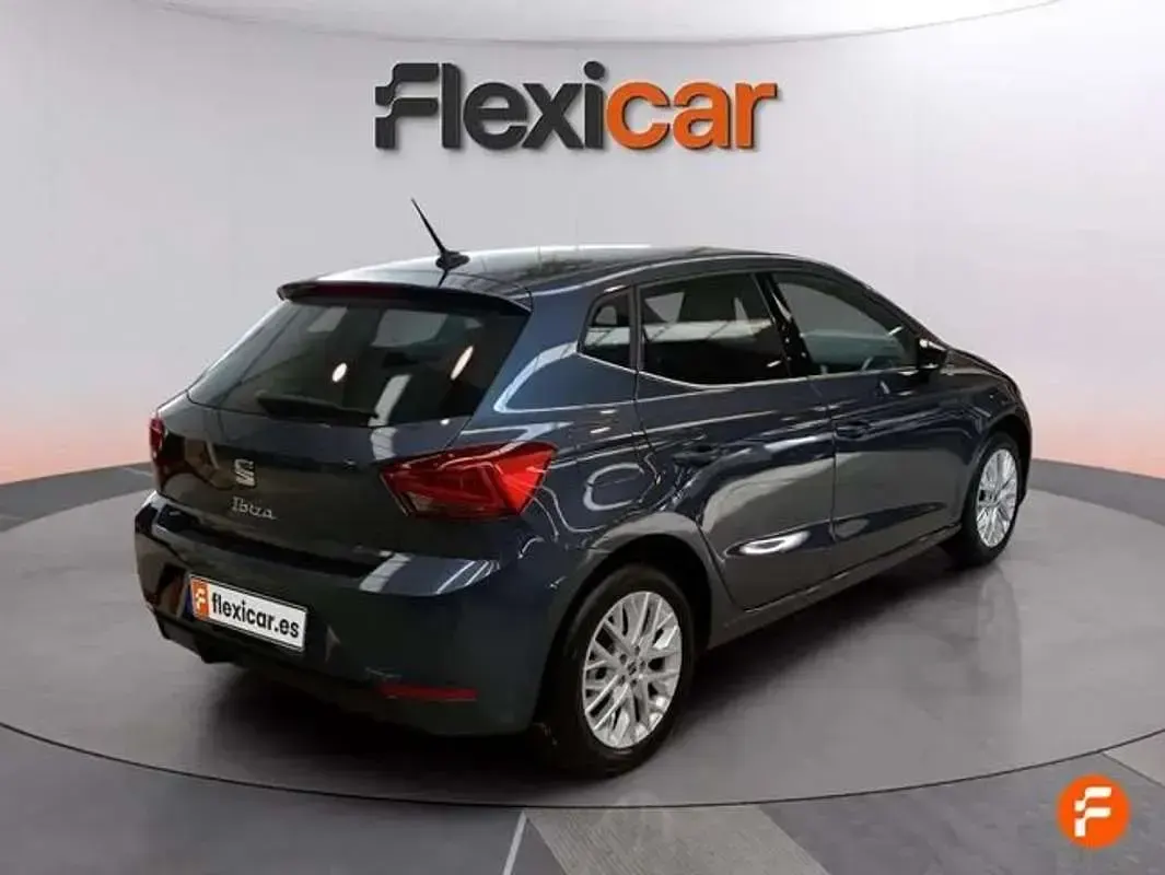 Usado Seat Ibiza 116 CV (85 kW) 2024 Gris Utilitario