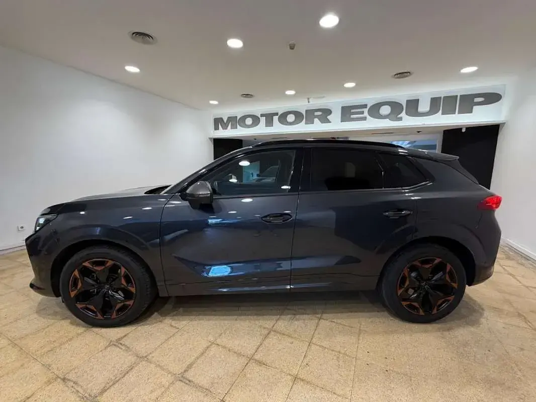 Usado Cupra Terramar 150 CV (110 kW) 2025 Gris SUV