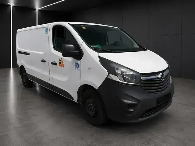 Usado Opel Vivaro Expression 95 CV (69 kW) 2017 Blanco Monovolumen