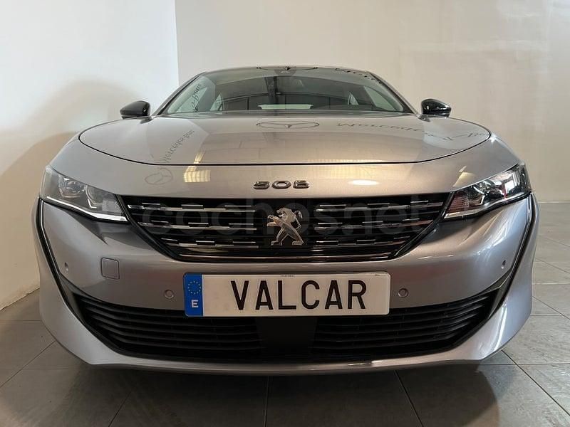 Usado Peugeot 508 Active 130 CV (95 kW) 2022 Gris / plata Berlina