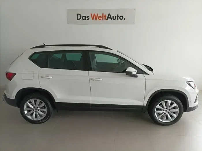 Usado Seat Ateca Style 150 CV (110 kW) 2025 Blanco SUV