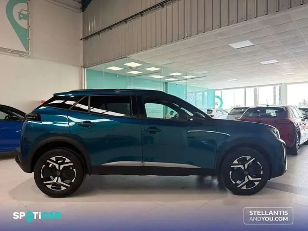 Usado Peugeot 2008 Allure 145 CV (106 kW) 2025 Azul SUV