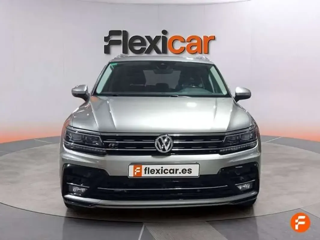 Usado VW Tiguan Sport 150 CV (110 kW) 2018 Gris SUV