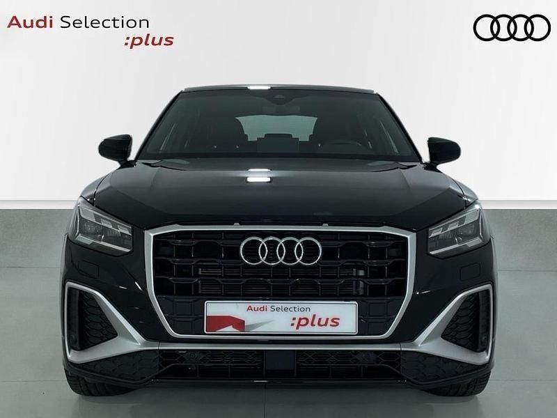 Usado Audi Q2 Black Edition 150 CV (110 kW) 2025 Negro SUV