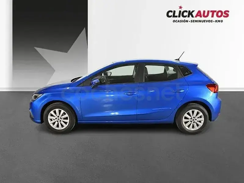 Usado Seat Ibiza Style 95 CV (69 kW) 2025 Azul Utilitario