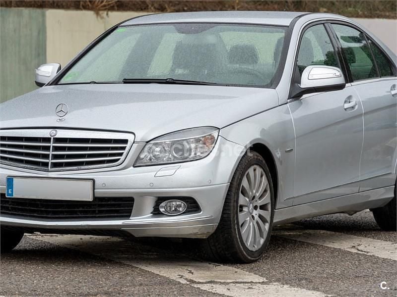 Usado Mercedes C350 Elegance 272 CV (200 kW) 2008 Gris / plata Berlina