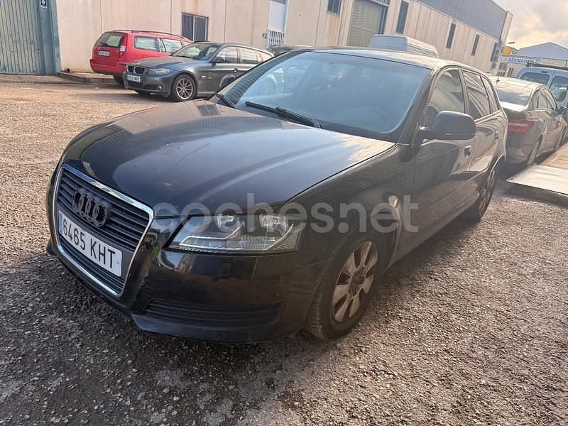 Usado Audi A3 Ambition 105 CV (77 kW) 2010 Negro Berlina