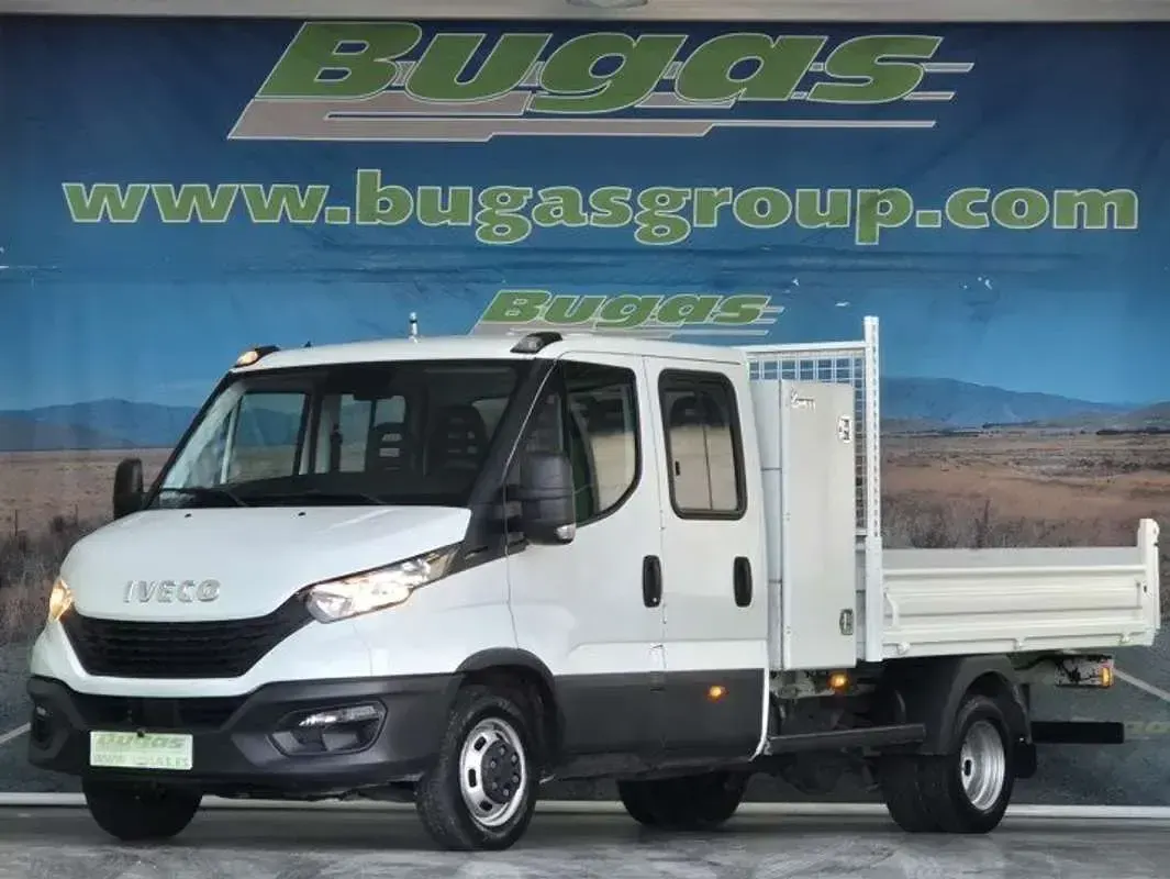 Usado Iveco Daily 145 CV (106 kW) 2021 Blanco Van