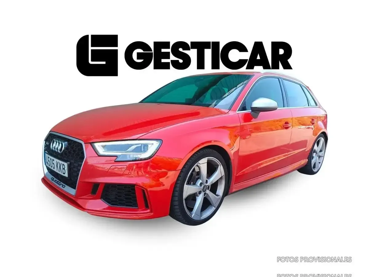 Usado Audi RS3 Sportback 400 CV (294 kW) 2018 Rojo Utilitario
