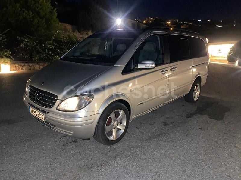 Gris / plata Usado 2010 Mercedes Viano Monovolumen | 15.900 € (Super precio) - Imagen 1/4