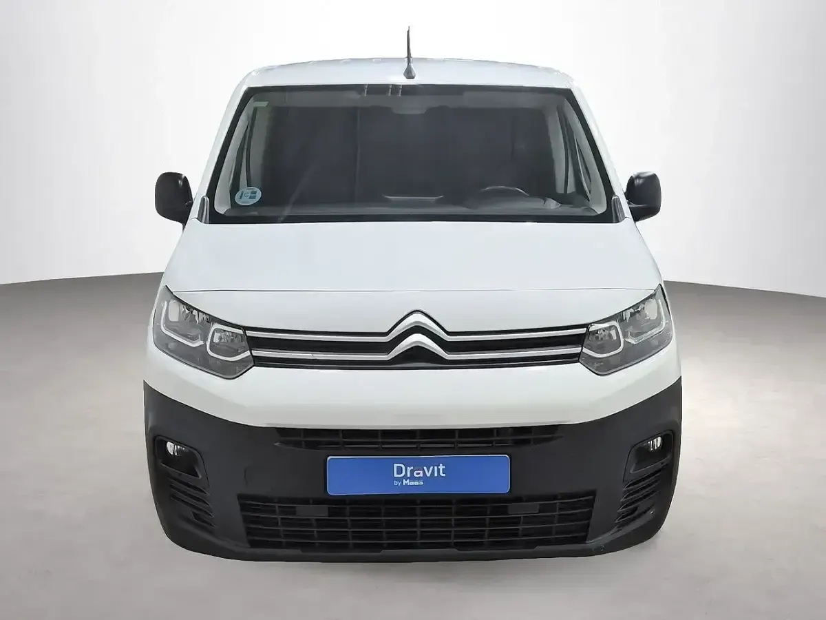Usado Citroën Berlingo 103 CV (75 kW) 2021 Blanco Monovolumen