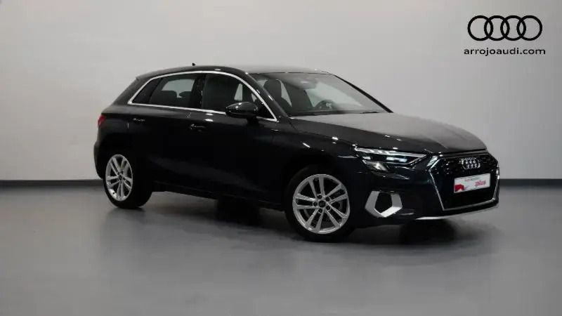 Gris/plata Usado 2023 Audi A3 Advanced Plus | 29.990 € (Caro) - Imagen 1/4