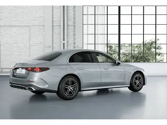 Nuevo Mercedes E200 204 CV (150 kW) 2026 Gris Berlina