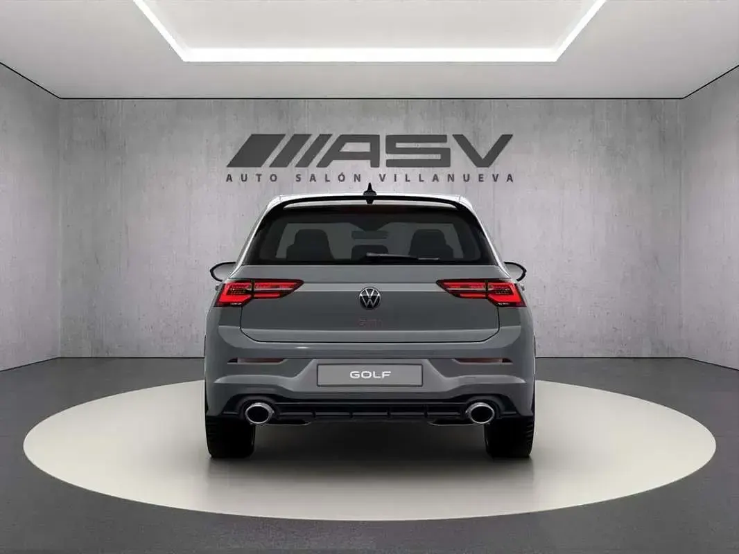 Usado VW Golf VIII GTI 301 CV (221 kW) 2024 Gris Utilitario