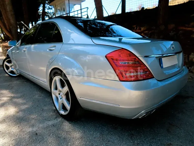 Usado Mercedes S600L 517 CV (380 kW) 2010 Gris / plata Berlina