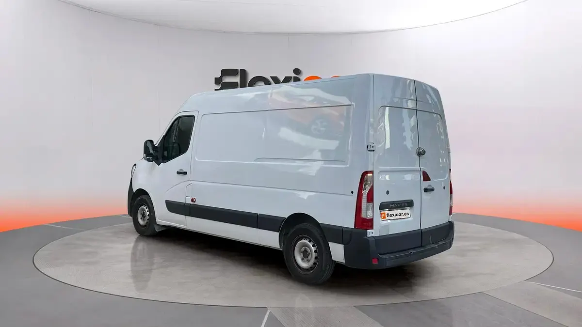 Usado Renault Master 136 CV (100 kW) 2020 Blanco Monovolumen