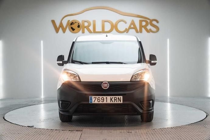 Usado Fiat Doblò 95 CV (69 kW) 2018 Monovolumen